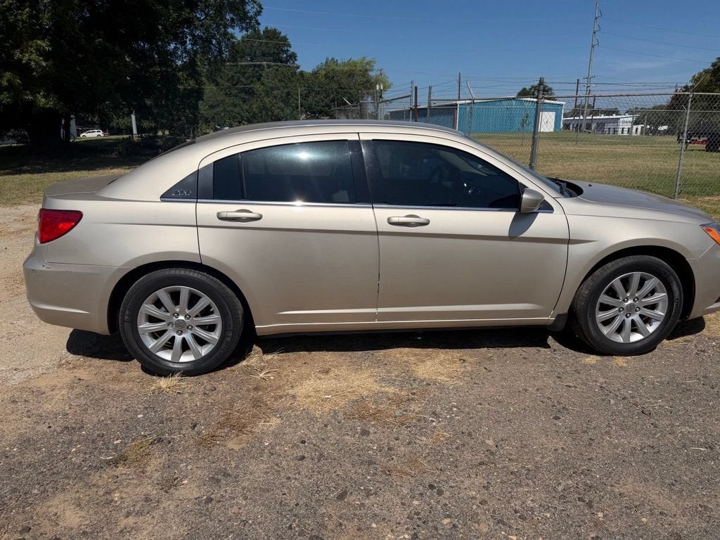 2013 Chrysler 200 Touring