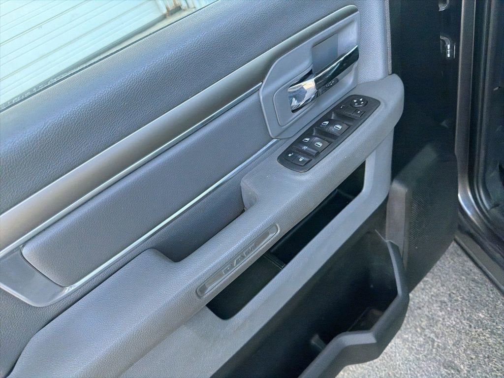 2018 RAM 1500 SLT Quad Cab 4x2 6'4" Box