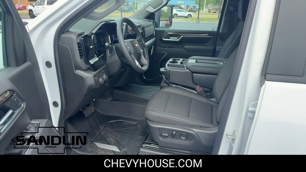 2026 Chevrolet Silverado 3500 HD Chassis Cab LT