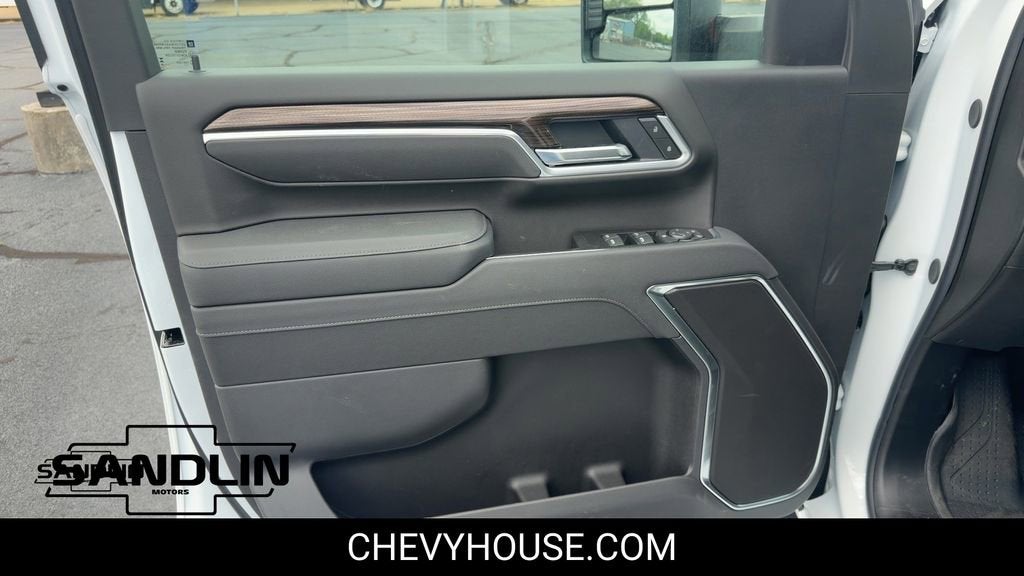2026 Chevrolet Silverado 3500 HD Chassis Cab LT