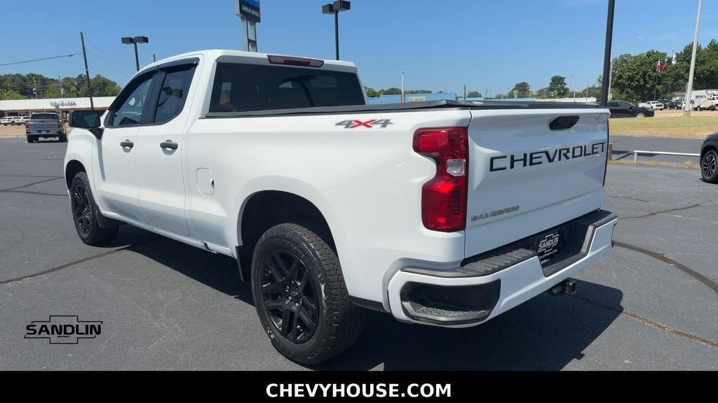 2024 Chevrolet Silverado 1500 Custom