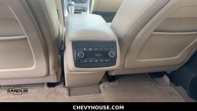 2011 GMC Acadia SLT2