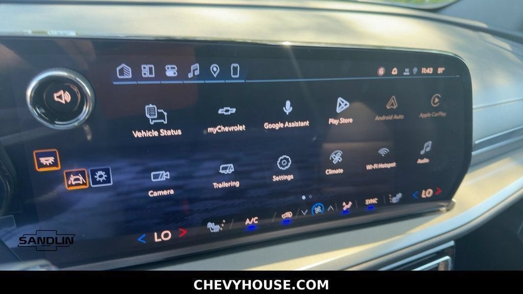 2027 Chevrolet Traverse LT