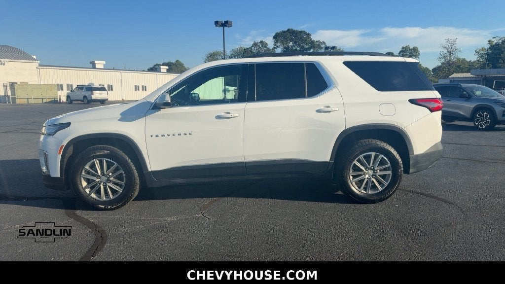 2022 Chevrolet Traverse LT Cloth