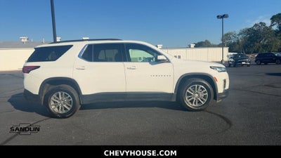 2022 Chevrolet Traverse LT Cloth