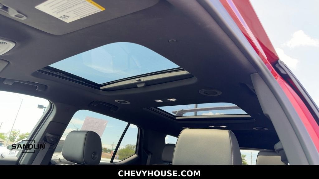 2023 Chevrolet Traverse RS