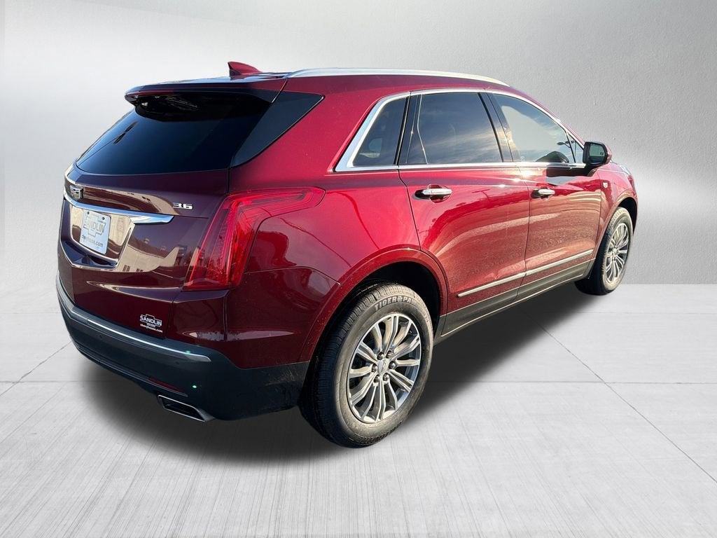 2017 Cadillac XT5 Luxury FWD