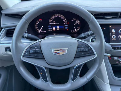 2017 Cadillac XT5 Luxury FWD