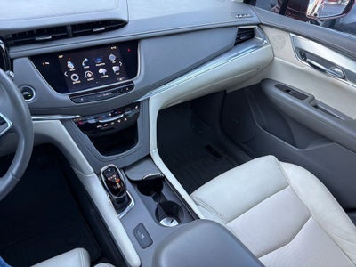 2017 Cadillac XT5 Luxury FWD