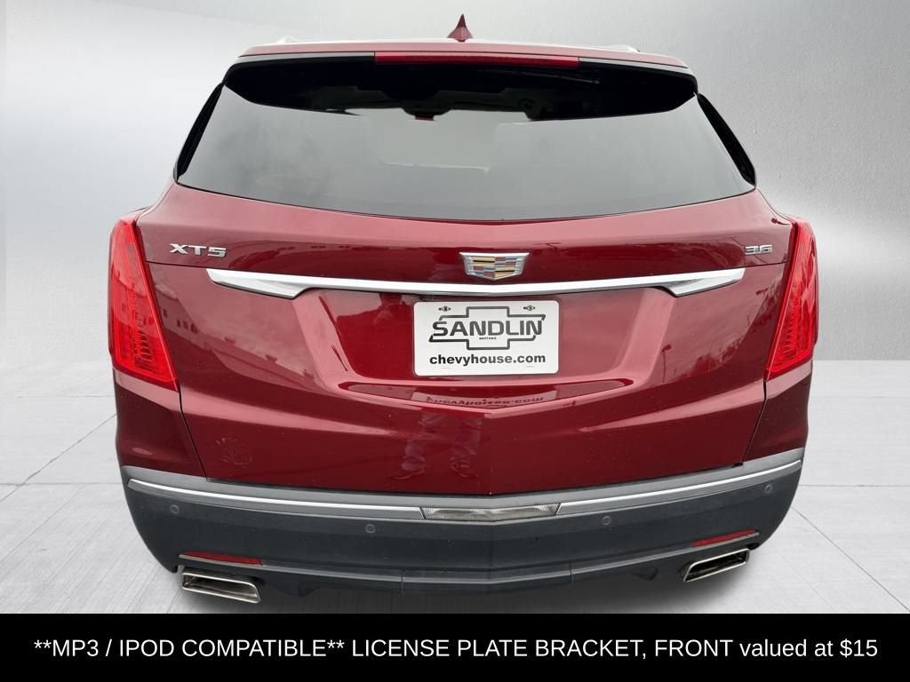 2017 Cadillac XT5 Luxury FWD