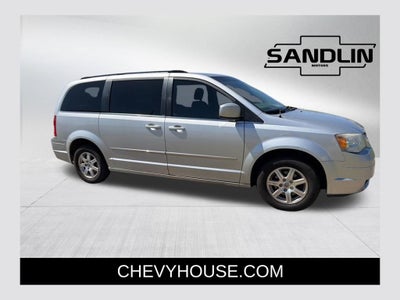 2009 Chrysler Town & Country Touring