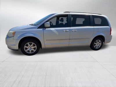 2009 Chrysler Town & Country Touring