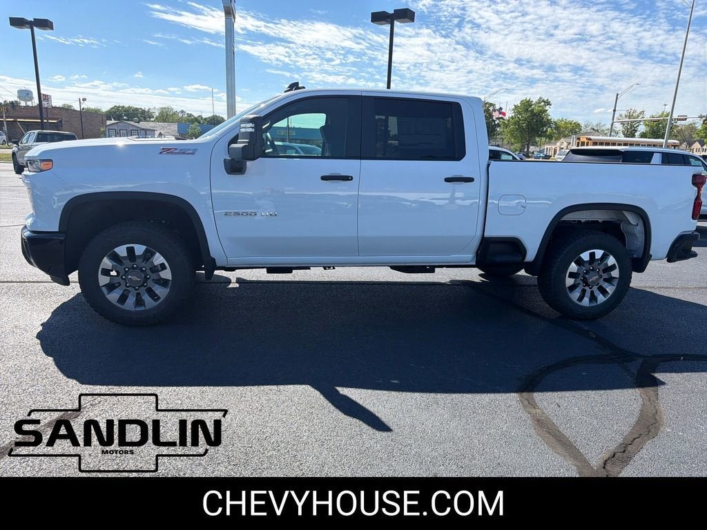 2026 Chevrolet Silverado 2500 HD Custom