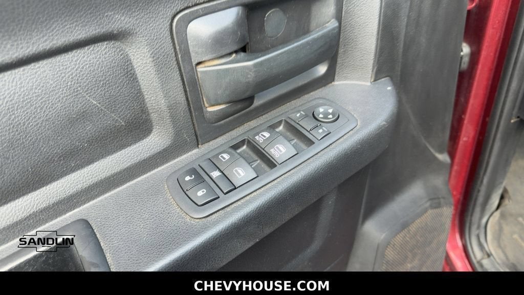 2017 RAM 2500 Tradesman Crew Cab 4x4 6'4" Box