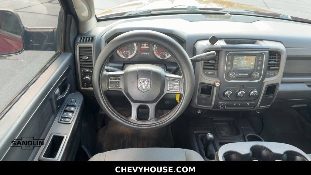 2017 RAM 2500 Tradesman Crew Cab 4x4 6'4" Box