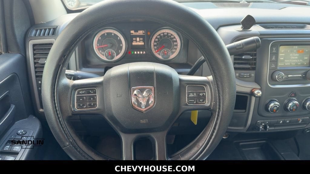 2017 RAM 2500 Tradesman Crew Cab 4x4 6'4" Box