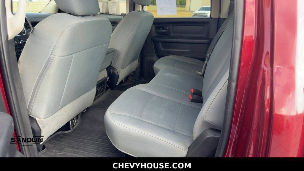 2017 RAM 2500 Tradesman Crew Cab 4x4 6'4" Box
