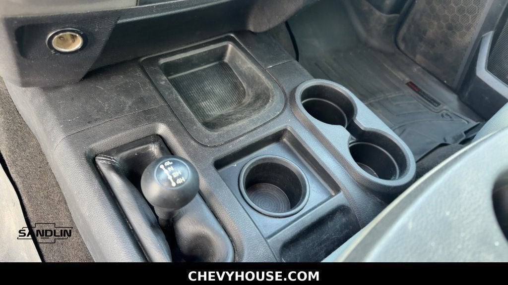2017 RAM 2500 Tradesman Crew Cab 4x4 6'4" Box