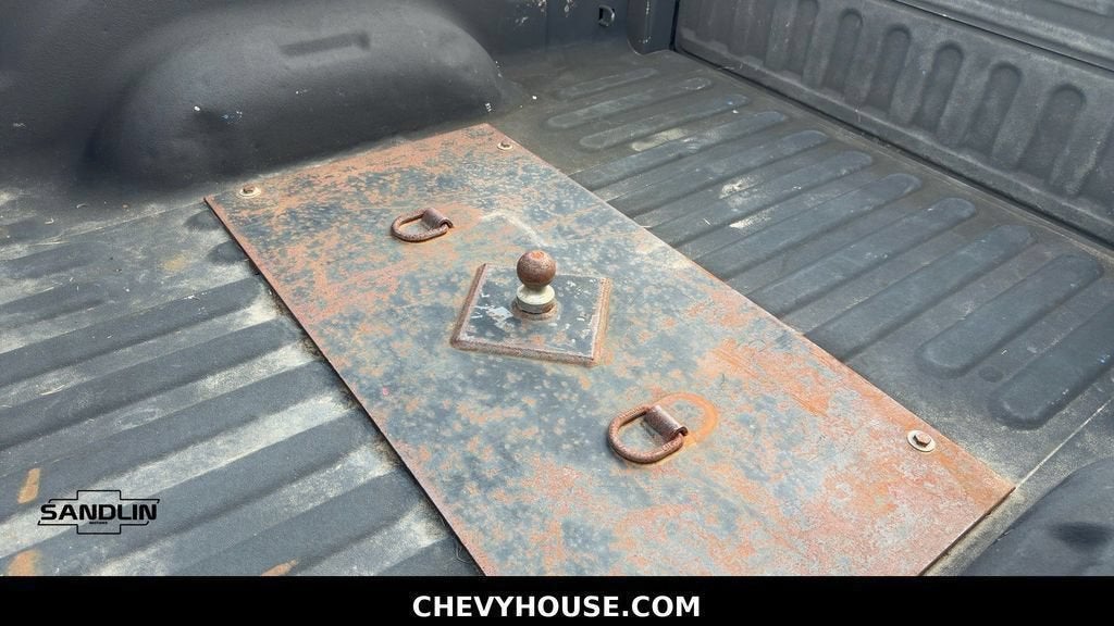 2017 RAM 2500 Tradesman Crew Cab 4x4 6'4" Box
