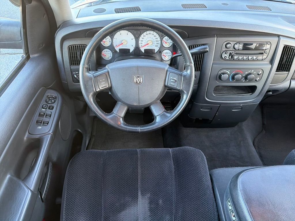 2004 Dodge Ram 2500 SLT