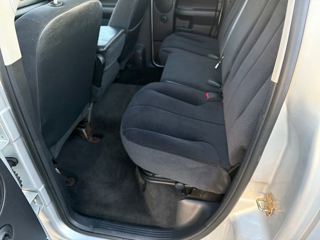 2004 Dodge Ram 2500 SLT