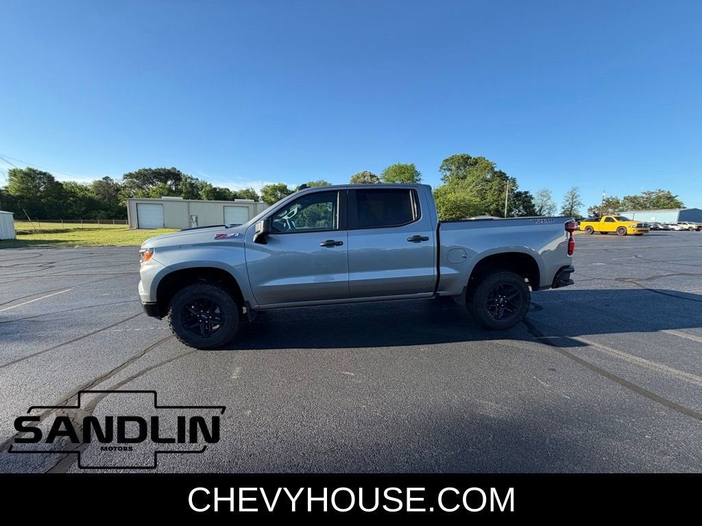 2025 Chevrolet Silverado 1500 Custom Trail Boss