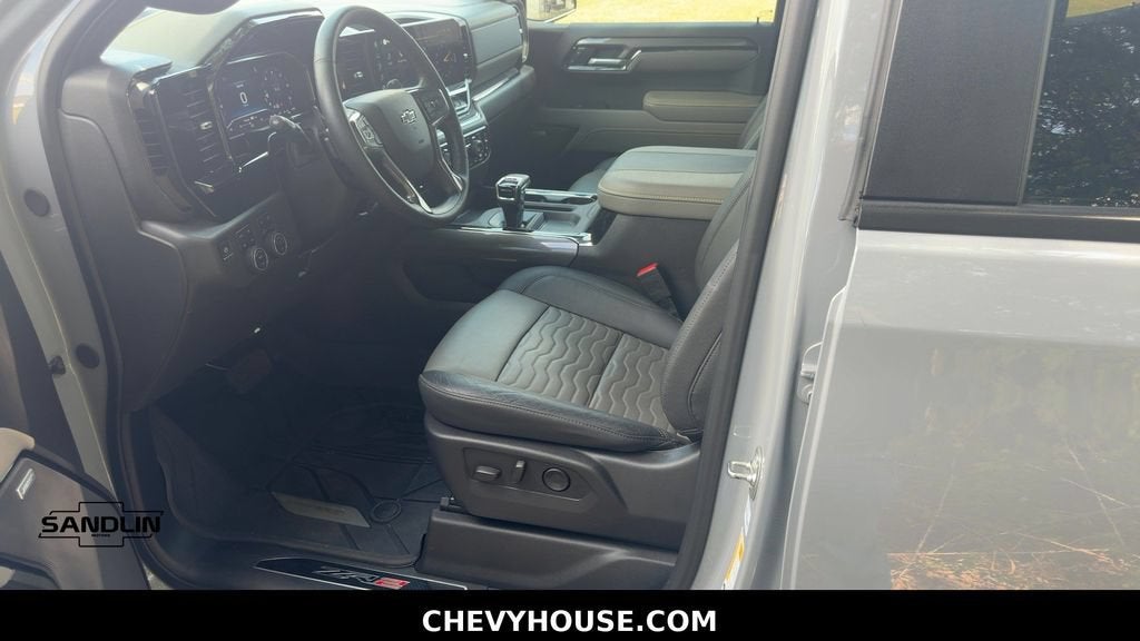 2025 Chevrolet Silverado 1500 ZR2