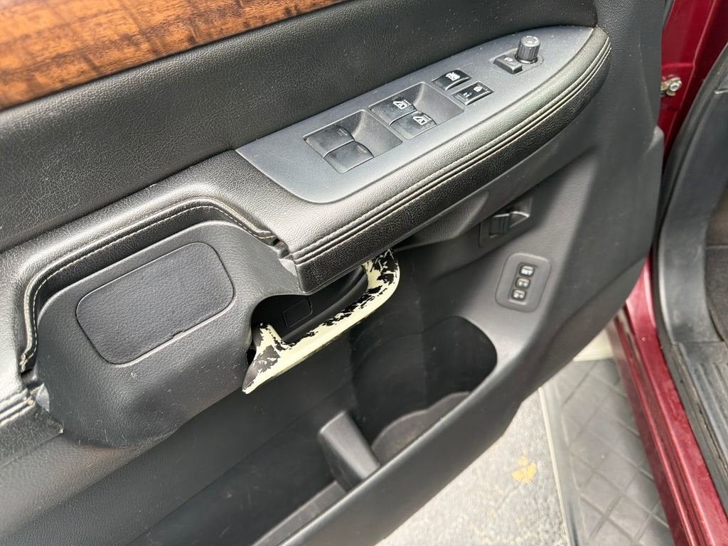 2011 Nissan Armada Platinum