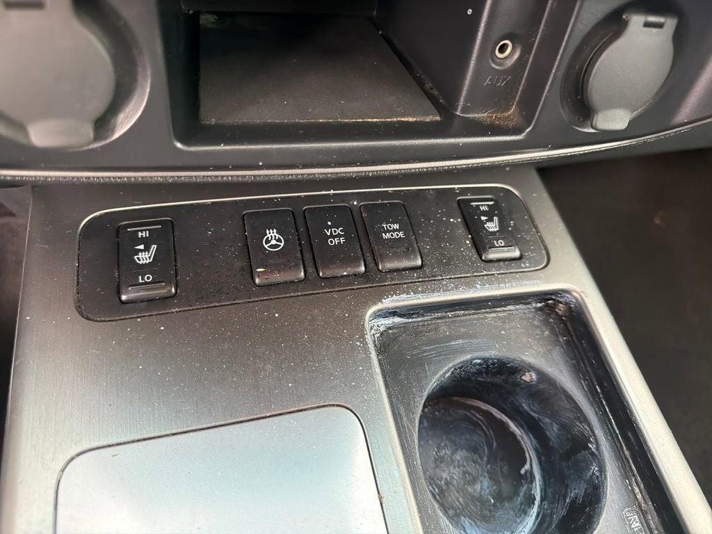 2011 Nissan Armada Platinum