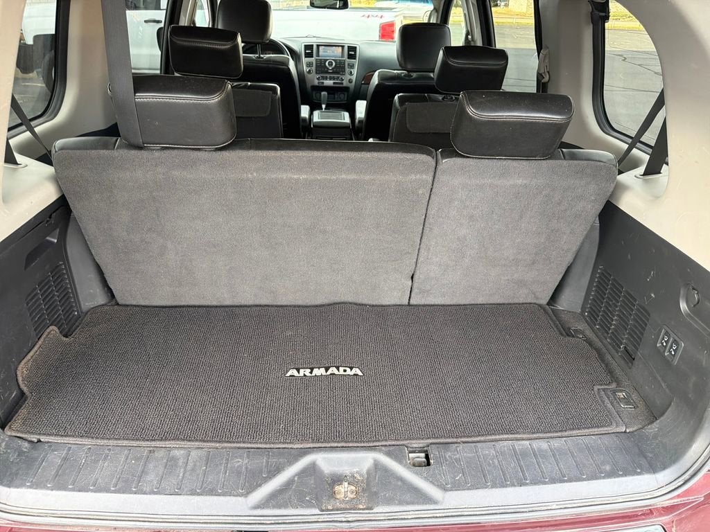 2011 Nissan Armada Platinum