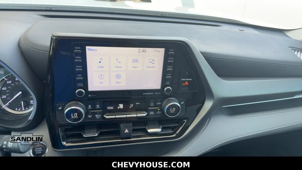 2022 Toyota Highlander XLE