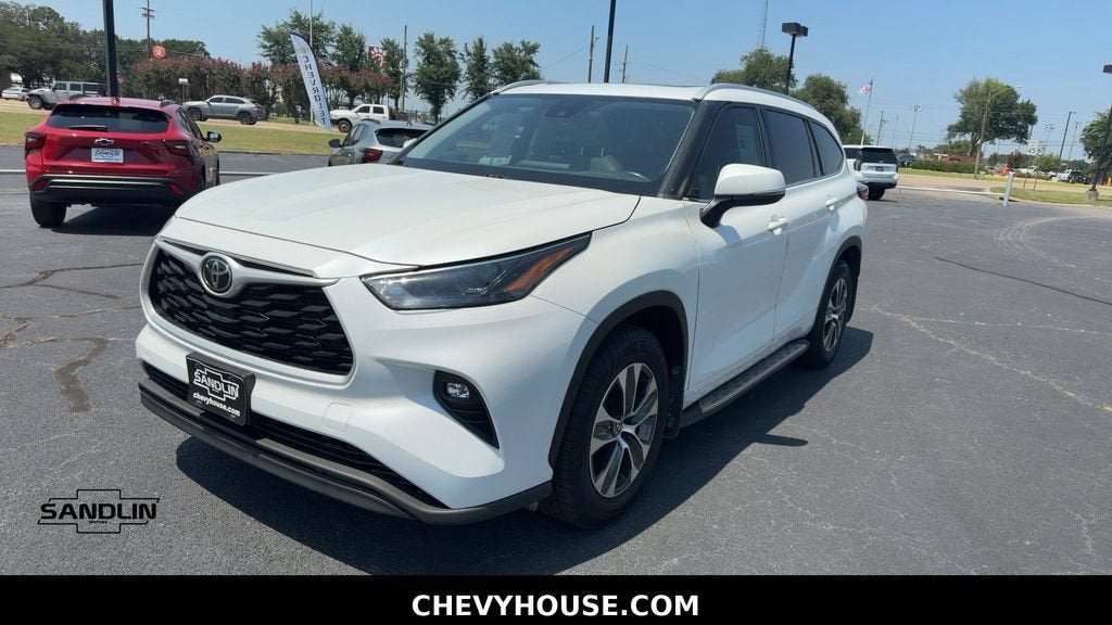 2022 Toyota Highlander XLE