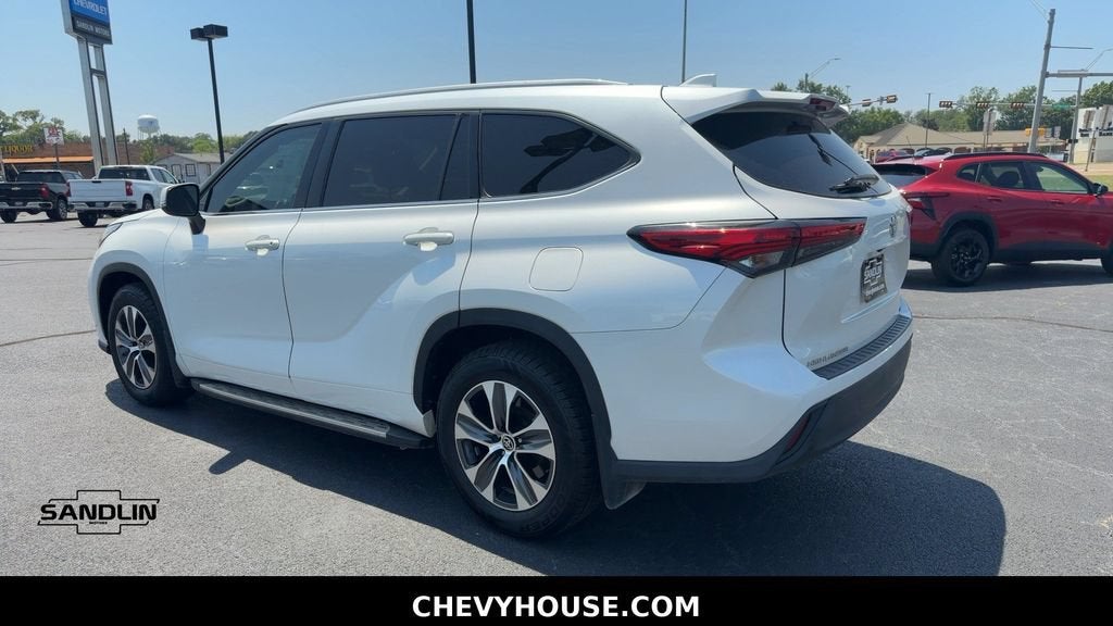 2022 Toyota Highlander XLE