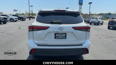 2022 Toyota Highlander XLE