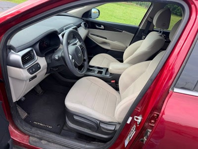 2020 Kia Sorento LX