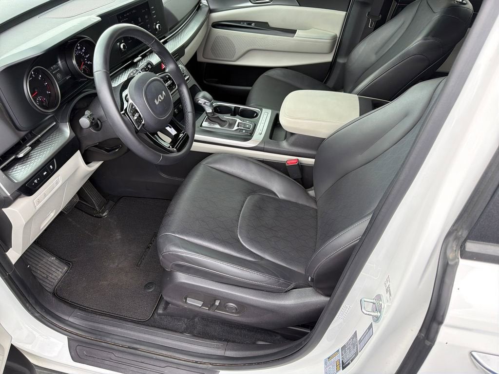 2024 Kia Carnival MPV LX Seat Package