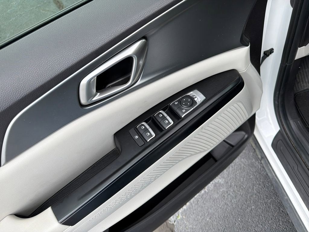 2024 Kia Carnival MPV LX Seat Package