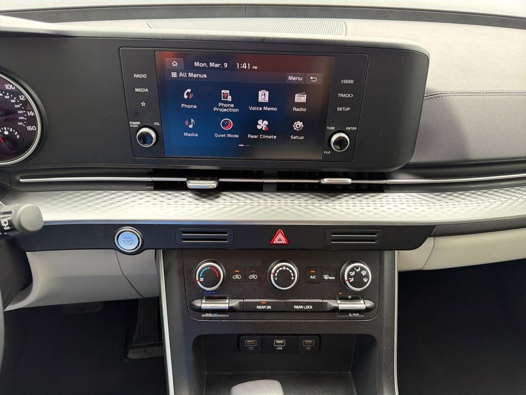 2024 Kia Carnival MPV LX Seat Package