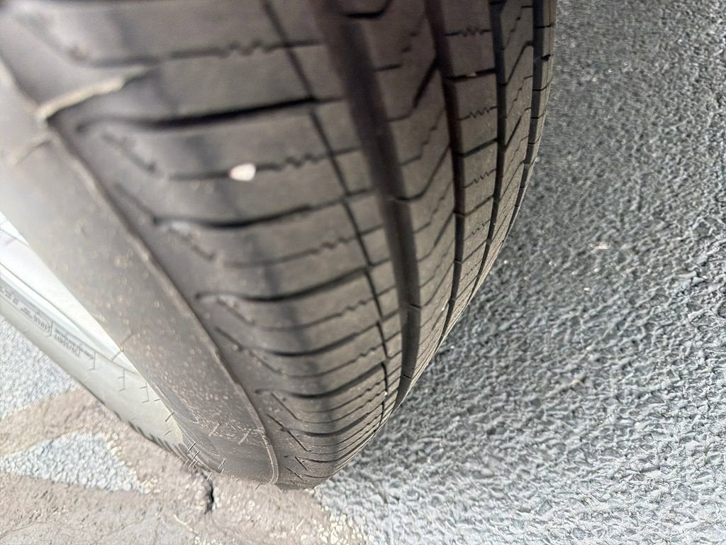 2024 Kia Carnival MPV LX Seat Package