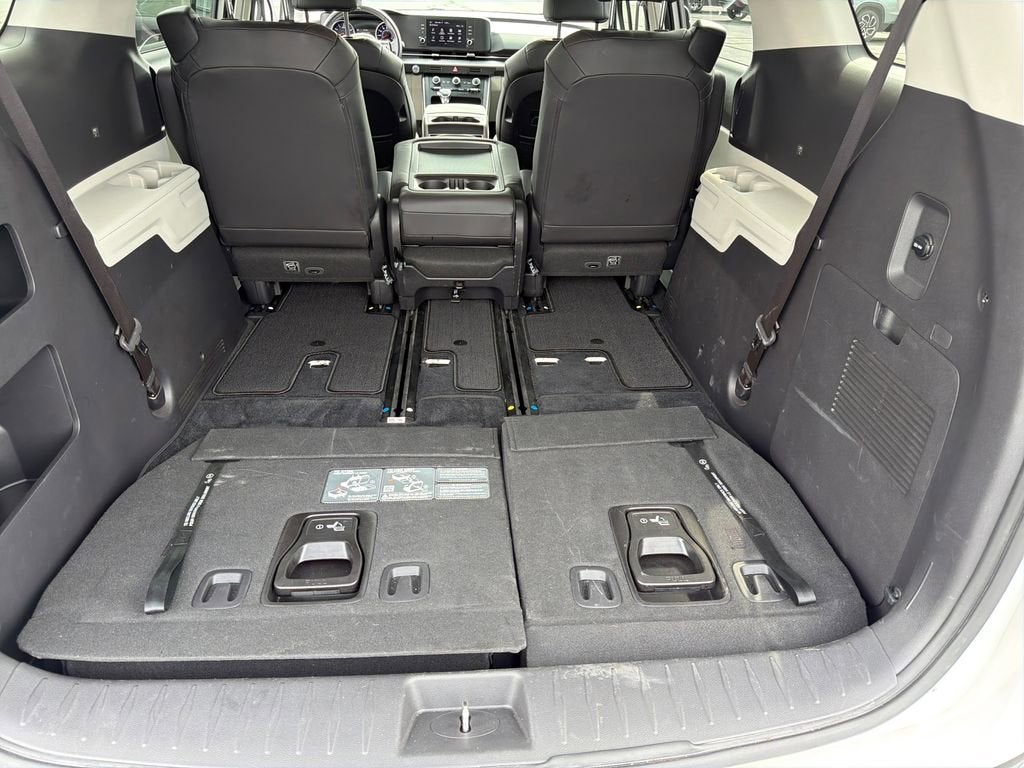 2024 Kia Carnival MPV LX Seat Package