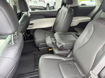 2024 Kia Carnival MPV LX Seat Package